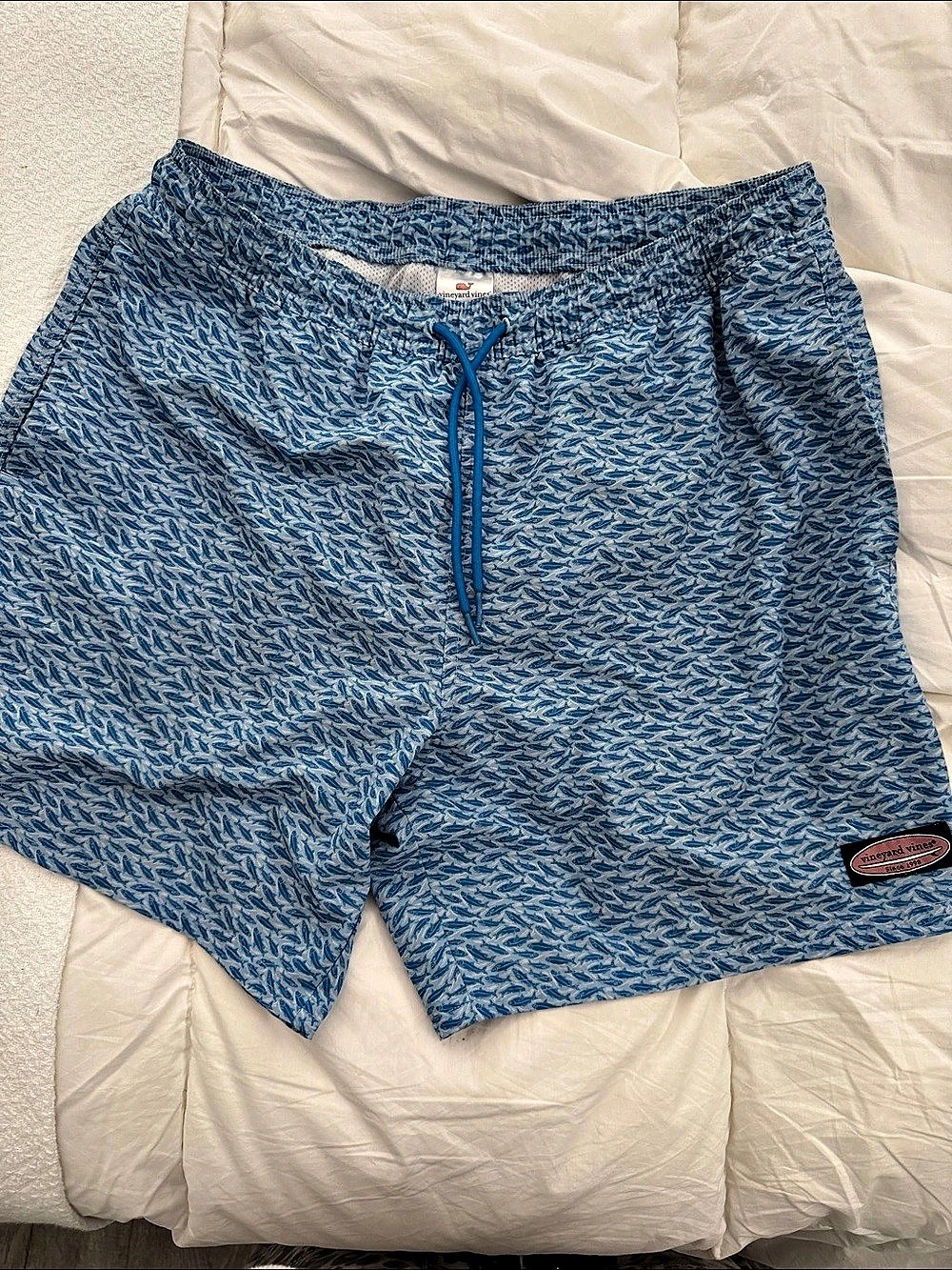 Vineyard Vines Chappy Trunks Fish Print Men's Blue & White Swim Shorts Large